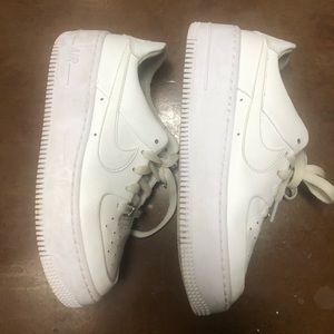 Air Force 1 Sage Low Platform Sneaker